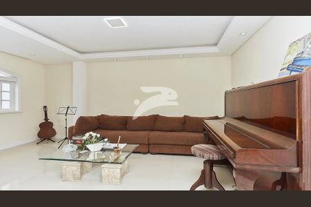 5_photo/94dce49177.3961273fd8d435e4-ATLAS-7486d9e7-e88f-4ac0-8b6a-5e72f80e54b8.jpg de casa à venda com 4 quartos, 673m² em Parolin, Curitiba