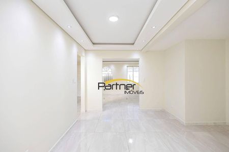 6_photo/94dce491bf.f14d7a494a64fc38-ATLAS-4a04a2ab-7e9b-4f01-a9f5-76ce02c9f1cc.jpg de casa à venda com 4 quartos, 170m² em Parolin, Curitiba