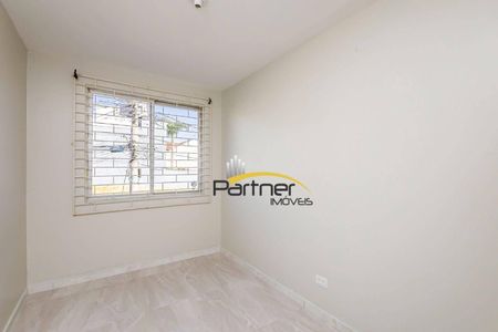 40_photo/94dce491bf.f14d7a494a64fc38-ATLAS-be309d77-4f4b-4602-b6af-e68bffe2db50.jpg de casa à venda com 4 quartos, 170m² em Parolin, Curitiba