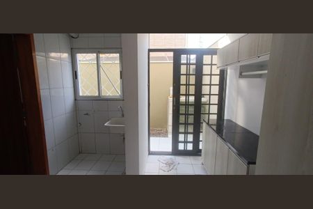 2_photo/94dce491c3.9778fcab9f9d501b-ATLAS-2e49ae13-4b04-4f8c-86f7-253ace40ddb3.jpg de casa para alugar com 3 quartos, 143m² em Parolin, Curitiba