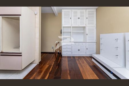 14_photo/94dce491df.048dc31d3d231d54-ATLAS-86a2ea65-591c-4acb-9048-585582b2d87f.jpg de casa à venda com 0 quarto, 330m² em Parolin, Curitiba