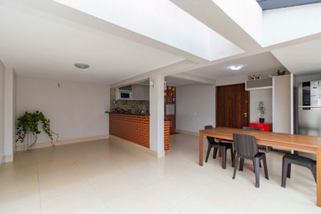 5_photo/94dce491e7.64755f46568ebc2b-ATLAS-2bffef12-d17f-4293-acd1-aeaef0c427cf.jpg de casa para alugar com 4 quartos, 180m² em Parolin, Curitiba