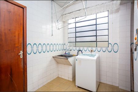 8_photo/94dce492b7.ce9c98620b73bc4b-ATLAS-2e6980eb-44cc-4d9a-b1dd-da6881e870ac.jpg de casa à venda com 4 quartos, 191m² em Parolin, Curitiba