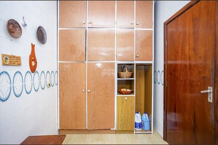 9_photo/94dce492b7.ce9c98620b73bc4b-ATLAS-2ef90cc8-cb85-462a-8b6d-0e90aa1b74e5.jpg de casa à venda com 4 quartos, 191m² em Parolin, Curitiba