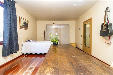 5_photo/94dce4931f.8f676abdede6c463-ATLAS-1dcd9d70-f2f6-44d3-a08e-b965e2bf64d1.jpg de casa à venda com 4 quartos, 650m² em Parolin, Curitiba