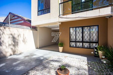 3_photo/94dce4934d.a8055c152e4d1619-ATLAS-12093c6c-54c2-4e3c-9b6a-deebcfae894c.jpg de casa à venda com 3 quartos, 105m² em Parolin, Curitiba