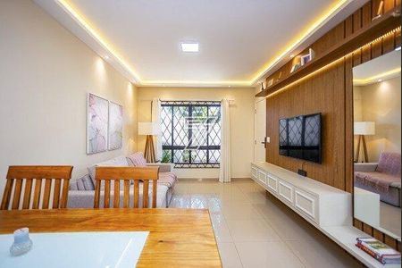 3_photo/94dce4934d.f6f71ca043ae088a-ATLAS-cdc7c8a5-fdcb-400e-87db-cea3e91fcde2.jpg de casa à venda com 3 quartos, 105m² em Parolin, Curitiba