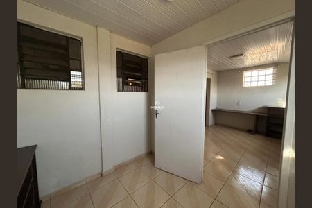 12_photo/94dce49369.ffdd1ddaa3c736e5-ATLAS-8a8e33e3-a953-4992-a45f-151ce46677f6.jpg de casa à venda com 3 quartos, 90m² em Parolin, Curitiba