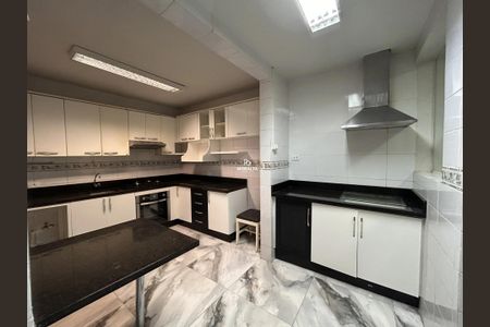 2_photo/94dce49369.ffdd1ddaa3c736e5-ATLAS-e0942e82-a10e-4cbc-a57e-7ec76774048f.jpg de casa à venda com 3 quartos, 90m² em Parolin, Curitiba