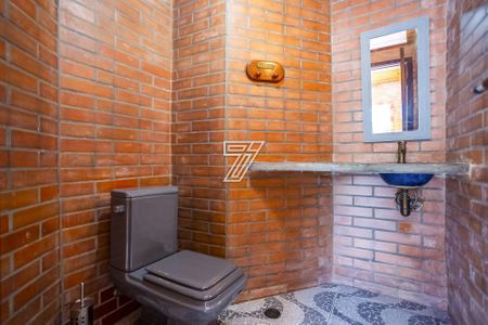 29_photo/94dce493f9.8c2ca795ebaebe51-ATLAS-71ae5f5c-e9b4-492b-9830-833ffdb028bf.jpg de casa à venda com 4 quartos, 280m² em Parolin, Curitiba