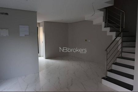 10_photo/94dce49659.07dec894d8d8be59-ATLAS-e957bfa9-2875-4e50-8906-172189751149.jpg de casa à venda com 3 quartos, 123m² em Guaíra, Curitiba