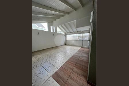 12_photo/94dce49725.ccfee957a0edc138-ATLAS-3d15d9da-2b40-46fe-8b9f-73f53e06c848.jpg de casa à venda com 3 quartos, 127m² em Guaíra, Curitiba