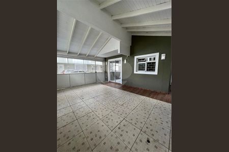 17_photo/94dce49725.ccfee957a0edc138-ATLAS-6cfd6985-8151-4a2b-a7a2-ef140c46d1cb.jpg de casa à venda com 3 quartos, 127m² em Guaíra, Curitiba