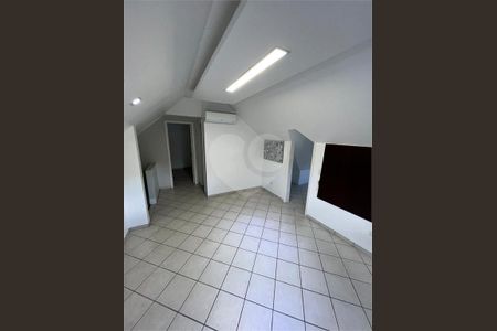 36_photo/94dce49725.ccfee957a0edc138-ATLAS-765b9d94-d6a4-4731-bead-0fcfbfff2000.jpg de casa à venda com 3 quartos, 127m² em Guaíra, Curitiba