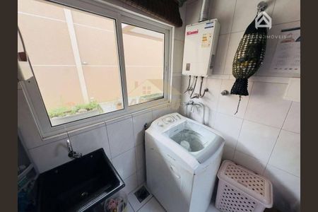 9_photo/94dce4972f.a6f2120c715e6f27-ATLAS-d410d9b3-e61d-4c05-81e3-8e94ed05879d.jpg de casa à venda com 4 quartos, 145m² em Guaíra, Curitiba