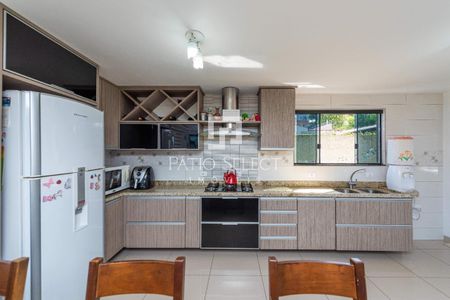 7_photo/94dce4975d.b4a6e4814356792c-ATLAS-3b2e0ecd-63e7-49c9-869b-61bc7642efc2.jpg de casa de condomínio à venda com 4 quartos, 257m² em Guaíra, Curitiba