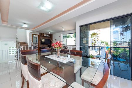 5_photo/94dce4975d.b4a6e4814356792c-ATLAS-4752b0e1-5fc3-469b-9d5a-6e4e5a2536e2.jpg de casa de condomínio à venda com 4 quartos, 257m² em Guaíra, Curitiba