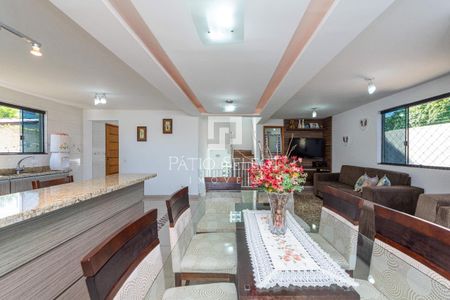 9_photo/94dce4975d.b4a6e4814356792c-ATLAS-603cbcc7-0bf6-41b2-85ea-0008dde2e16b.jpg de casa de condomínio à venda com 4 quartos, 257m² em Guaíra, Curitiba