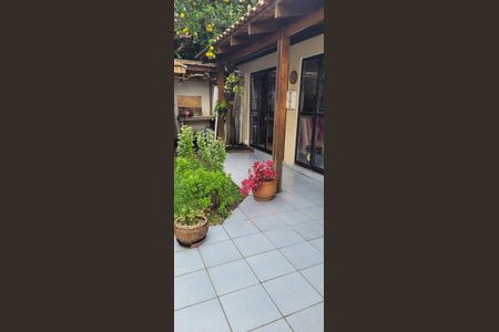 5_photo/94dce497a9.7a69ff73eb43ff8d-ATLAS-672a3bb7-e105-42cf-9544-770df5404e07.jpg de casa à venda com 3 quartos, 244m² em Guaíra, Curitiba