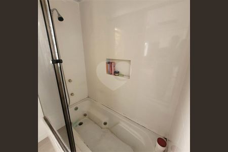 27_photo/94dce4985b.370d43bda36d86c5-ATLAS-64188110-6971-4cce-9afa-cbc4e542b4a5.jpg de casa à venda com 3 quartos, 140m² em Guaíra, Curitiba