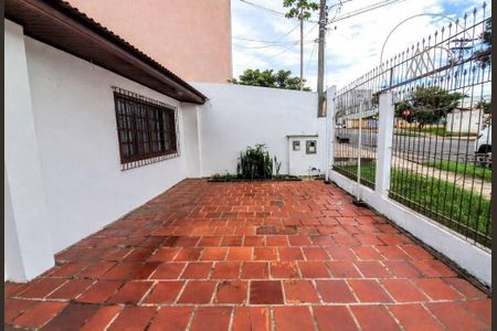 16_photo/94dce49893.2cadaf5d79056cf0-ATLAS-ed2ce7fd-3e3b-40fa-8433-d5834e2ac3a9.jpg de casa à venda com 3 quartos, 93m² em Água Verde, Curitiba