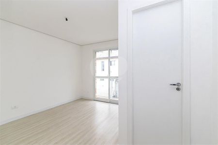 20_photo/94dce498ff.23351eba74f1df34-ATLAS-bf6fe981-d821-4b35-bb0a-a8b5bd22a2dc.jpg de apartamento à venda com 2 quartos, 60m² em Guaíra, Curitiba