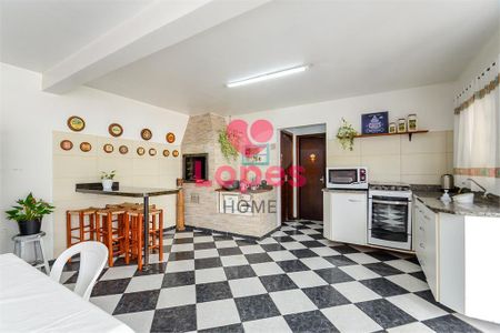 7_photo/94dce49919.c64c8e3c826864d5-ATLAS-4fe7325e-05ee-4fc5-b331-bc22162042d3.jpg de casa à venda com 5 quartos, 354m² em Guaíra, Curitiba