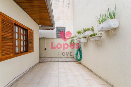 10_photo/94dce49919.c64c8e3c826864d5-ATLAS-9db23e1d-d3e6-4dc4-9c54-598489d88ed7.jpg de casa à venda com 5 quartos, 354m² em Guaíra, Curitiba