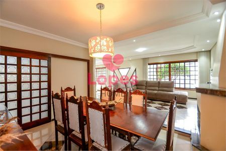 22_photo/94dce49919.c64c8e3c826864d5-ATLAS-c0e9a4d7-5d62-4a4f-bf27-b3092d1b6155.jpg de casa à venda com 5 quartos, 354m² em Guaíra, Curitiba