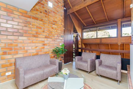 26_photo/94dce499af.e36cf7204ae9d2f3-ATLAS-963b44a5-c9a2-47fe-b302-ec2c06bdef2e.jpg de casa à venda com 3 quartos, 307m² em Guaíra, Curitiba