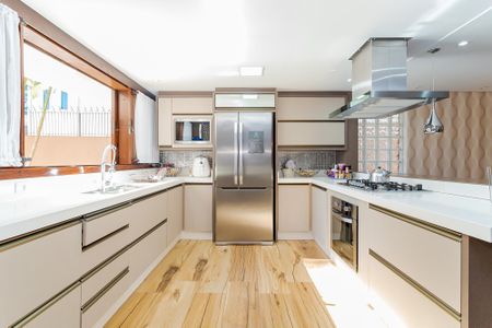 17_photo/94dce499af.e36cf7204ae9d2f3-ATLAS-b3882e0f-0a8a-4657-8abd-9d13a59cce96.jpg de casa à venda com 3 quartos, 307m² em Guaíra, Curitiba