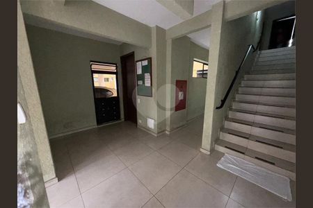 12_photo/94dce49a95.a698cdec977ee606-ATLAS-9cc39ff3-15f7-4ce5-b538-0dd4ebf13b74.jpg de apartamento à venda com 2 quartos, 72m² em Água Verde, Curitiba