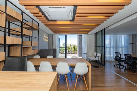 10_photo/94dce49acd.8406d85b1cc03178-ATLAS-11d973aa-351d-4cf0-b662-9727e33c3754.jpg de apartamento à venda com 2 quartos, 54m² em Água Verde, Curitiba