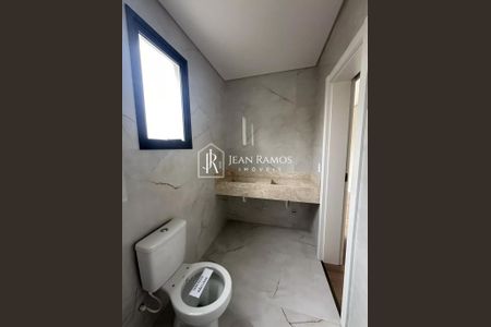 8_photo/94dce49acd.f861ecc718bdcbd7-ATLAS-519463cd-963e-4d94-9e4e-a1f12a70e39a.jpg de casa de condomínio à venda com 3 quartos, 160m² em Portão, Curitiba