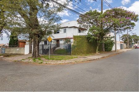 6_photo/94dce49b3f.92bd7eb76981e119-ATLAS-c0e71ed4-2b92-4c01-a9c6-fe16d9f3e26c.jpg de casa à venda com 4 quartos, 214m² em Água Verde, Curitiba