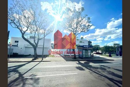 16_photo/94dce49b81.4b9f7c93ea19e7ec-ATLAS-eb5dce04-5945-445e-bd5d-585006843448.jpg de casa para alugar com 0 quarto, 293m² em Água Verde, Curitiba