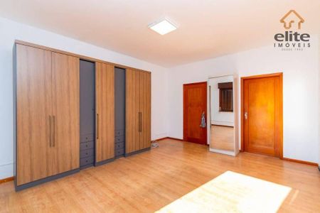 36_photo/94dce49c8b.e9bc35269128f7e8-ATLAS-51b7e483-2219-486f-9620-9fe006bbd5c2.jpg de casa à venda com 6 quartos, 361m² em Água Verde, Curitiba