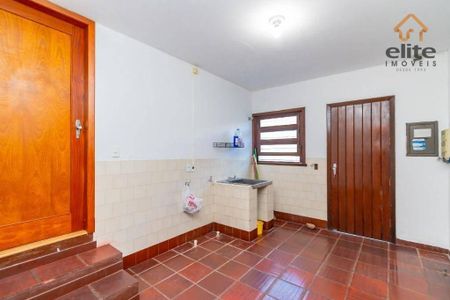 7_photo/94dce49c8b.e9bc35269128f7e8-ATLAS-7cdc4338-ed83-4793-9334-adff2808973b.jpg de casa à venda com 6 quartos, 361m² em Água Verde, Curitiba