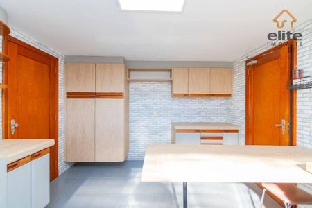 30_photo/94dce49c8b.e9bc35269128f7e8-ATLAS-dc95e103-6c86-4e23-9f60-189e339f7dc2.jpg de casa à venda com 6 quartos, 361m² em Água Verde, Curitiba