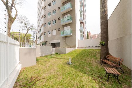 10_photo/94dce49caf.59e2a8b39dc3b007-ATLAS-e4cbec63-7940-45c0-99ed-877d4e97db7c.jpg de apartamento à venda com 2 quartos, 69m² em Água Verde, Curitiba