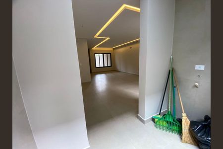 9_photo/94dce49ccb.01061cb6ad72014f-ATLAS-cf4cd139-307b-4278-9f5e-51e87fede654.jpg de casa à venda com 3 quartos, 150m² em Água Verde, Curitiba