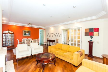 10_photo/94dce49cef.9f389e5fbe0155e0-ATLAS-76937c83-e98e-4477-a658-c97b927ac4e2.jpg de casa à venda com 6 quartos, 480m² em Água Verde, Curitiba