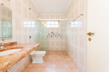 8_photo/94dce49cef.9f389e5fbe0155e0-ATLAS-be51f2d5-41cd-4267-ac89-fb9eee61ff19.jpg de casa à venda com 6 quartos, 480m² em Água Verde, Curitiba