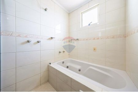 27_photo/94dce49d69.143559cf2cedd01d-ATLAS-e0161d64-3f87-44dd-8ae0-3d556c5cde95.jpg de casa à venda com 3 quartos, 177m² em Água Verde, Curitiba