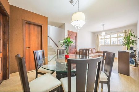 3_photo/94dce49d69.143559cf2cedd01d-ATLAS-e89f0cca-9332-476e-8f20-d7d50e85f545.jpg de casa à venda com 3 quartos, 177m² em Água Verde, Curitiba