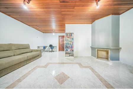 39_photo/94dce49d69.143559cf2cedd01d-ATLAS-f96feafa-cef2-414a-9bbe-9b11c077f0d6.jpg de casa à venda com 3 quartos, 177m² em Água Verde, Curitiba