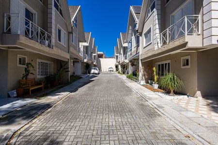 11_photo/94dce49d99.b5bd0ca03d4b24be-ATLAS-bd7897c5-604e-4ef3-8907-c49be5a8e4f0.jpg de casa de condomínio à venda com 3 quartos, 125m² em Água Verde, Curitiba