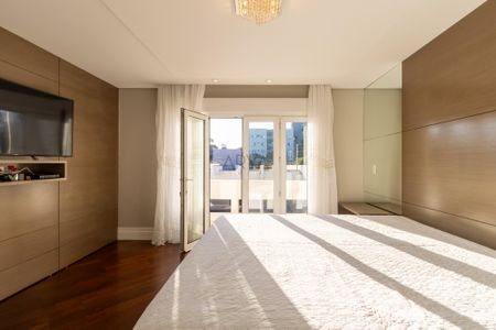 9_photo/94dce49db3.2781d2ca693b02d7-ATLAS-15a2d54e-e16d-4b9b-8536-02be43dce4e2.jpg de casa à venda com 4 quartos, 514m² em Água Verde, Curitiba