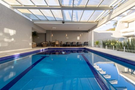 5_photo/94dce49db3.2781d2ca693b02d7-ATLAS-9f2f2ff0-a296-4e42-be0c-0634d2ab83b8.jpg de casa à venda com 4 quartos, 514m² em Água Verde, Curitiba