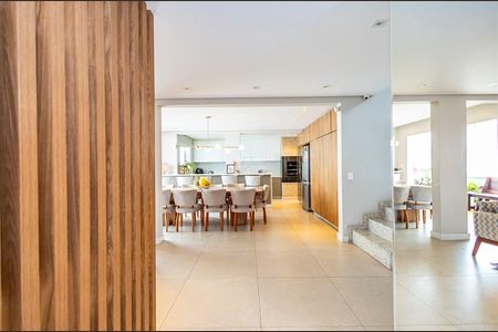 2_photo/94dce49dcf.1abb915dd61923be-ATLAS-64344cd7-0119-45d0-a26b-552ebca0cefe.jpg de casa à venda com 3 quartos, 260m² em Água Verde, Curitiba